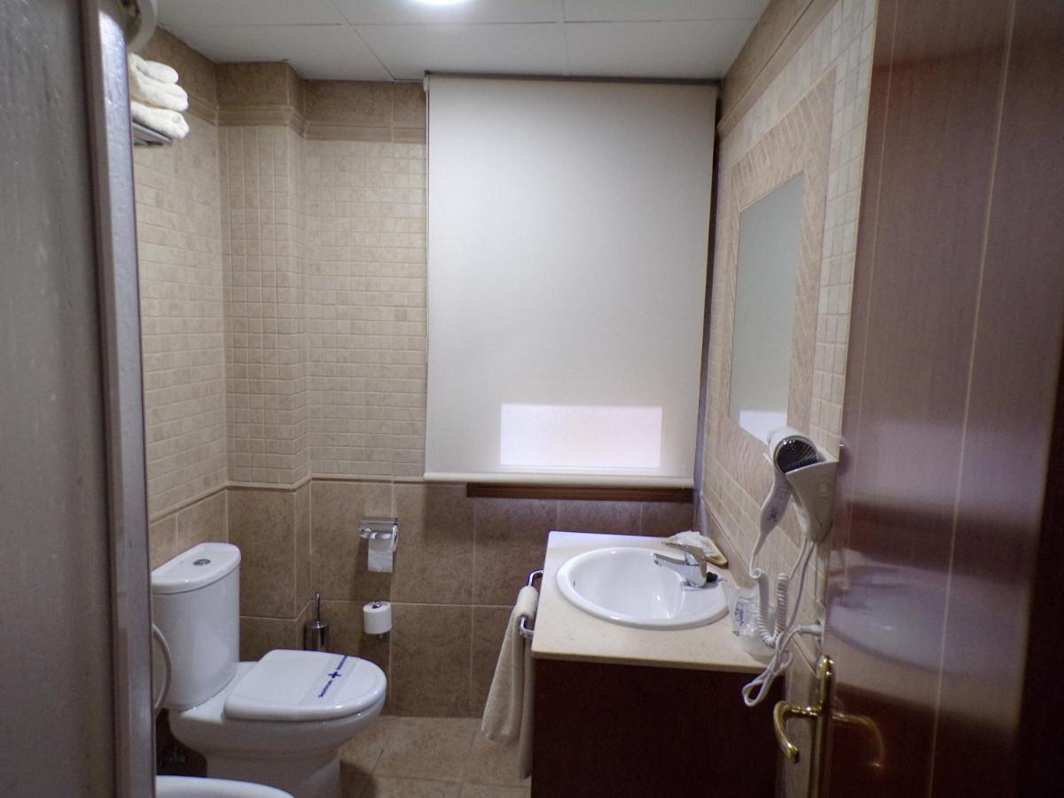 Hostal Serruchi Teruel Exteriér fotografie