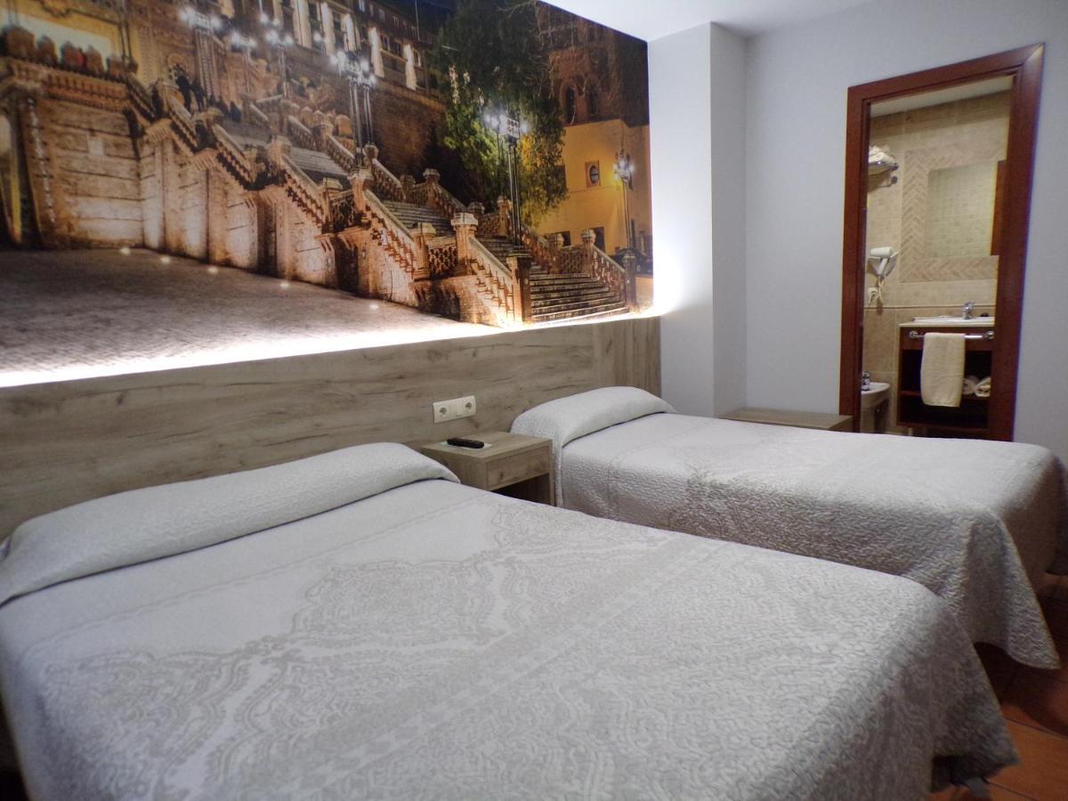 Hostal Serruchi Teruel Exteriér fotografie